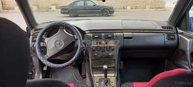 Mercedes E 280 1996, 152,364 km - 2.8 l - Sumqayıt