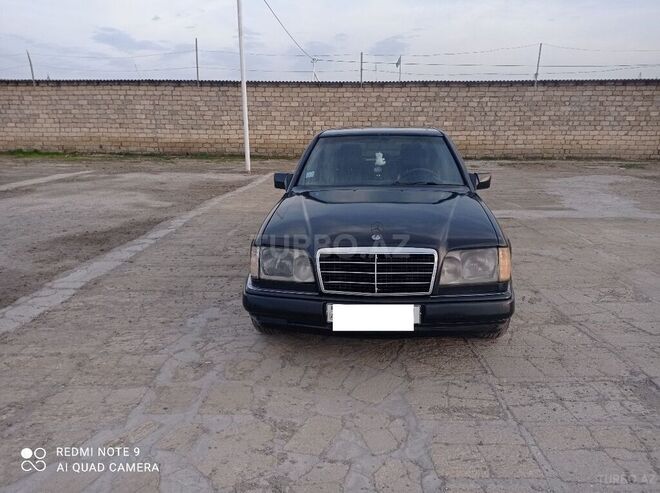 Mercedes E 200 1989, 248,300 km - 2.0 l - Bakı