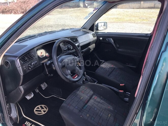 Volkswagen Golf 1997, 160,000 km - 1.8 l - Qəbələ