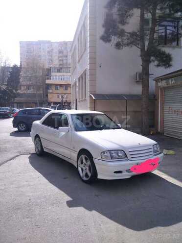 Mercedes C 200 1997, 400,000 km - 2.0 l - Samux