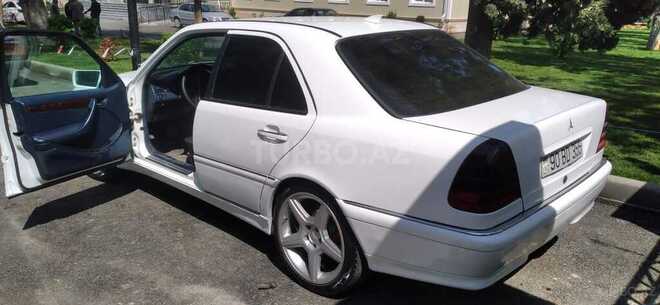 Mercedes C 200 1997, 400,000 km - 2.0 l - Samux