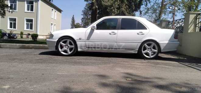 Mercedes C 200 1997, 400,000 km - 2.0 l - Samux