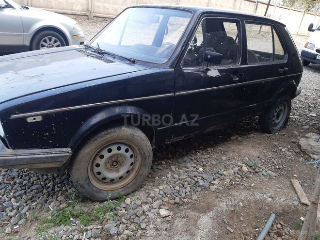 Volkswagen Golf 1979, 123,456 km - 1.8 l - Gəncə