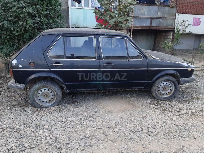 Volkswagen Golf 1979, 123,456 km - 1.8 l - Gəncə