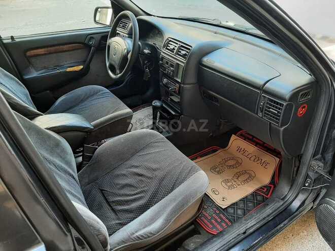Opel Vectra 1995, 212,121 km - 2.0 l - Bakı