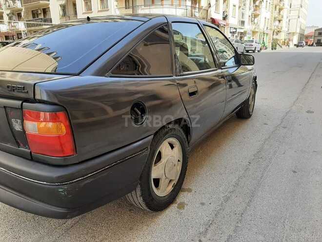 Opel Vectra 1995, 212,121 km - 2.0 l - Bakı