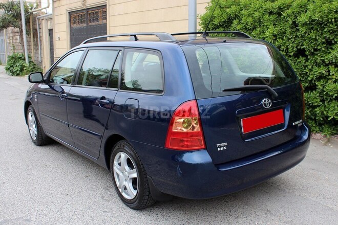 Toyota Corolla 2006, 180,000 km - 1.4 l - Bakı