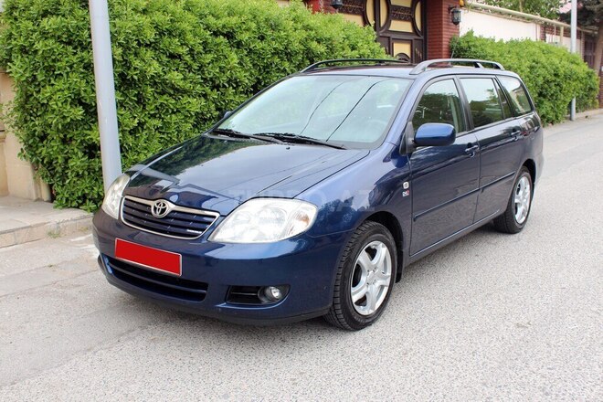 Toyota Corolla 2006, 180,000 km - 1.4 l - Bakı