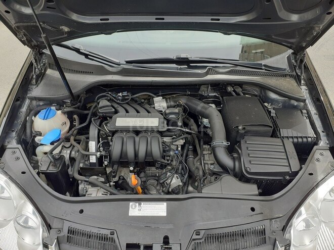 Volkswagen Jetta 2011, 92,000 km - 1.6 л - Bakı