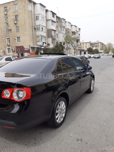 Volkswagen Jetta 2011, 92,000 km - 1.6 л - Bakı