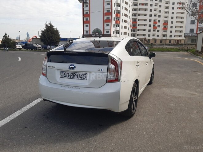 Toyota Prius 2014, 120,000 km - 1.8 l - Bakı