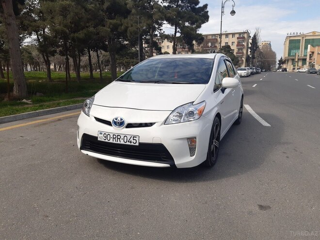 Toyota Prius 2014, 120,000 km - 1.8 l - Bakı