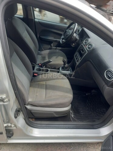 Ford Focus 2006, 258,000 km - 1.6 l - Bakı