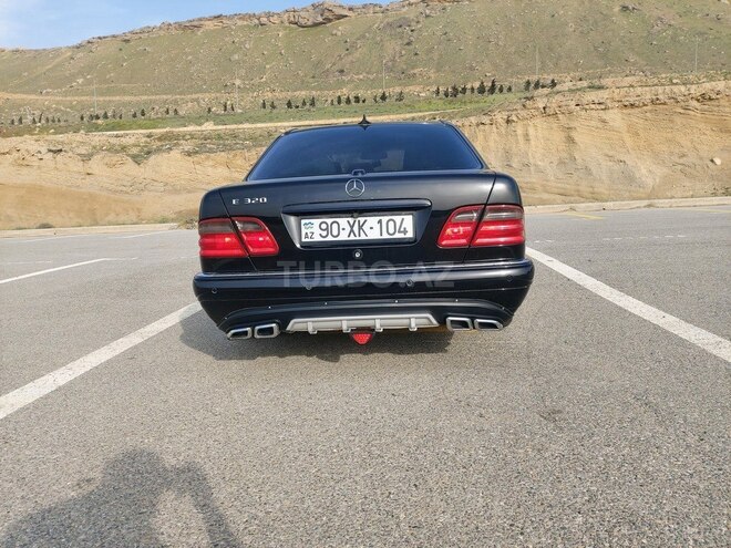Mercedes E 230 1997, 328,200 km - 2.3 l - Bakı