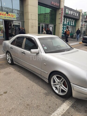 Mercedes E 240 1998, 261,486 km - 2.4 l - Sumqayıt