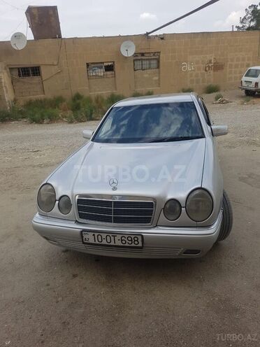 Mercedes E 230 1996, 535,000 km - 2.3 л - Bakı