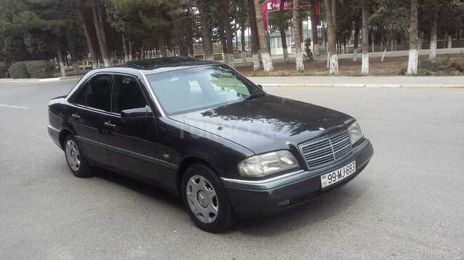 Mercedes C 220 1996, 215,000 km - 2.2 l - Sumqayıt