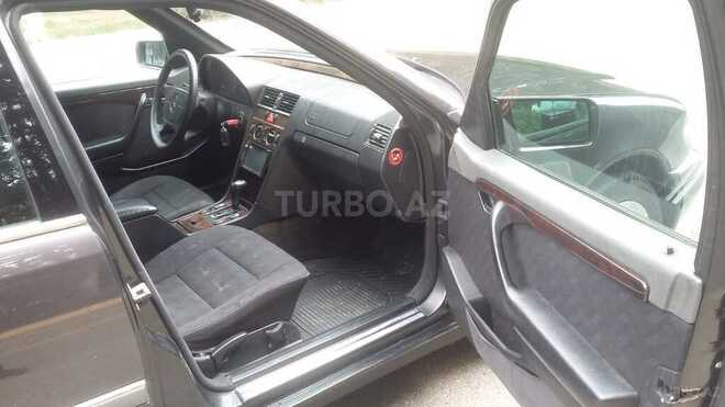 Mercedes C 220 1996, 215,000 km - 2.2 l - Sumqayıt