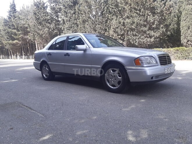 Mercedes C 180 1995, 235,000 km - 1.8 л - Sumqayıt
