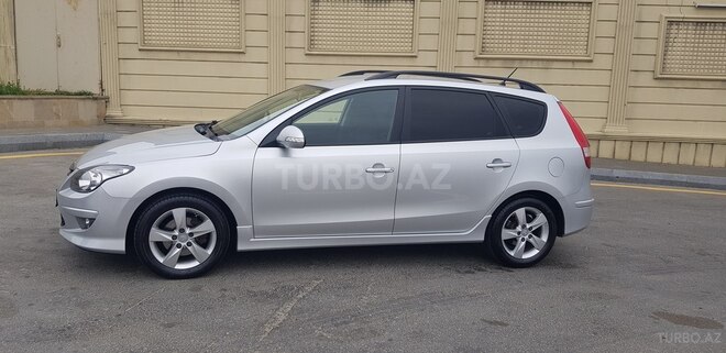 Hyundai i30 2011, 240,000 km - 1.6 л - Bakı