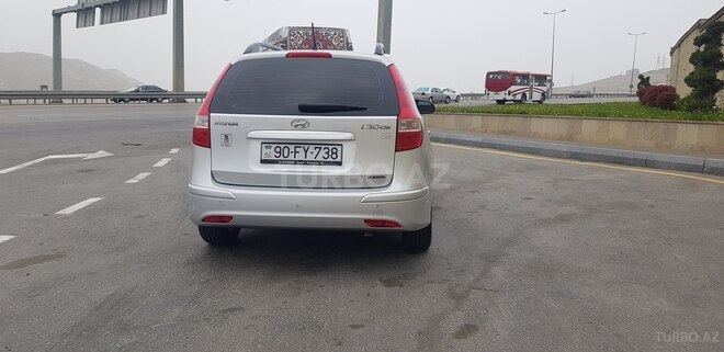 Hyundai i30 2011, 240,000 km - 1.6 л - Bakı