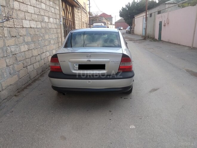Opel Vectra 1999, 450,000 km - 2.0 l - Bakı