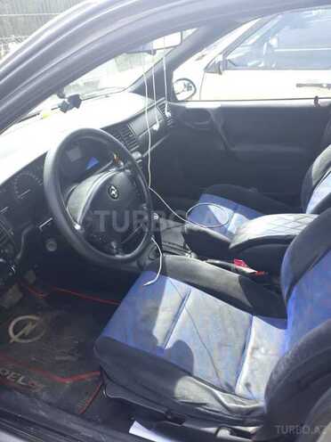 Opel Vectra 1999, 450,000 km - 2.0 l - Bakı