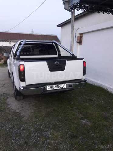 Nissan Navara 2012, 194,000 km - 2.5 л - Salyan