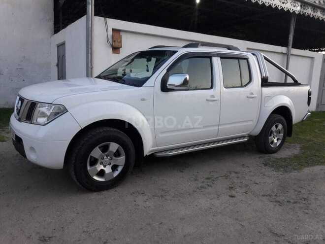 Nissan Navara 2012, 194,000 km - 2.5 л - Salyan