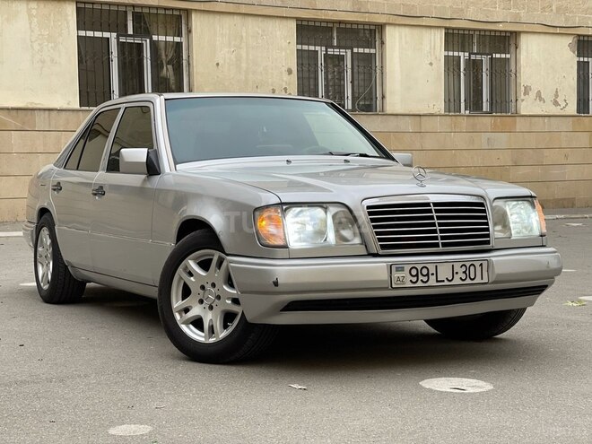 Mercedes E 220 1994, 594,000 km - 2.2 l - Bakı