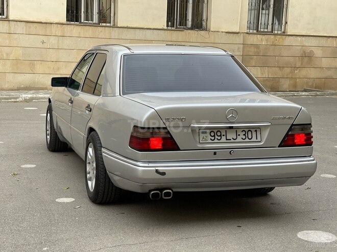 Mercedes E 220 1994, 594,000 km - 2.2 l - Bakı