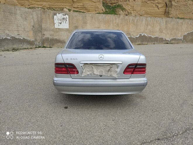 Mercedes E 240 2001, 274,000 km - 2.4 л - Bakı