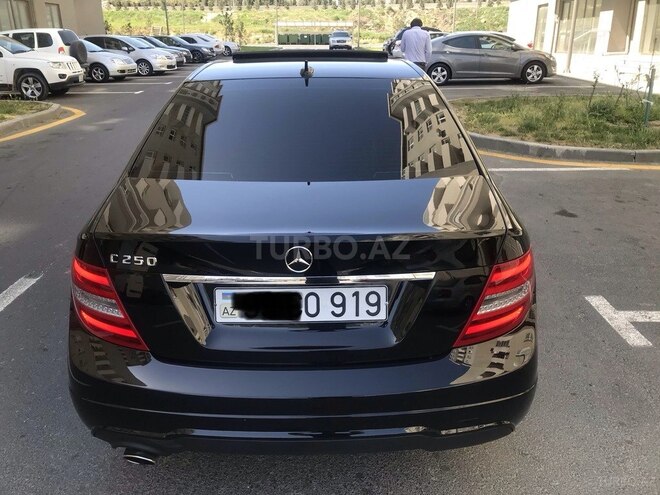 Mercedes C 180 2012, 129,209 km - 1.8 л - Bakı