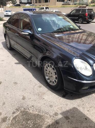 Mercedes E 260 2002, 380,000 km - 2.6 l - Bakı