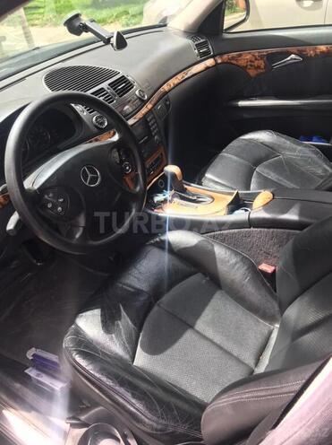 Mercedes E 260 2002, 380,000 km - 2.6 l - Bakı