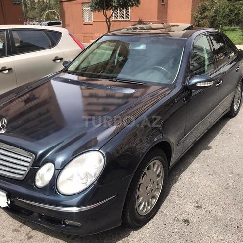 Mercedes E 260 2002, 380,000 km - 2.6 l - Bakı