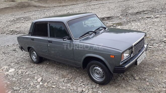 LADA (VAZ) 2107 1998, 300,000 km - 1.6 l - Qusar