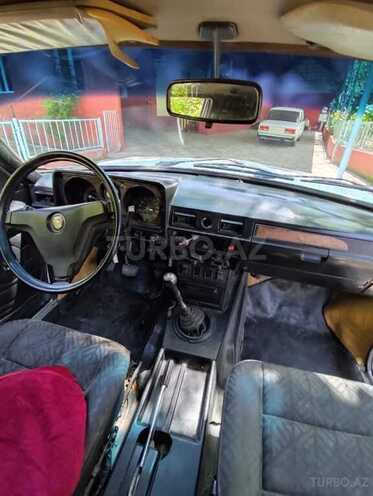 GAZ 24 1983, 32,301 km - 2.4 l - Qazax
