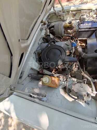 GAZ 24 1983, 32,301 km - 2.4 l - Qazax