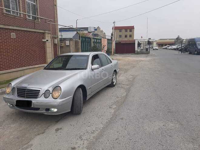 Mercedes E 220 2000, 400,000 km - 2.2 l - Bakı