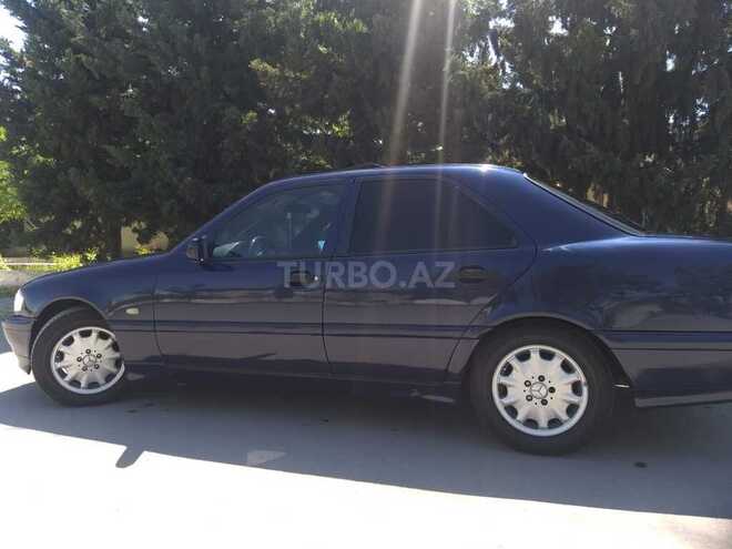 Mercedes C 180 1998, 293,500 km - 1.8 l - Yevlax