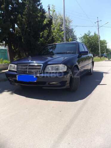 Mercedes C 180 1998, 293,500 km - 1.8 l - Yevlax