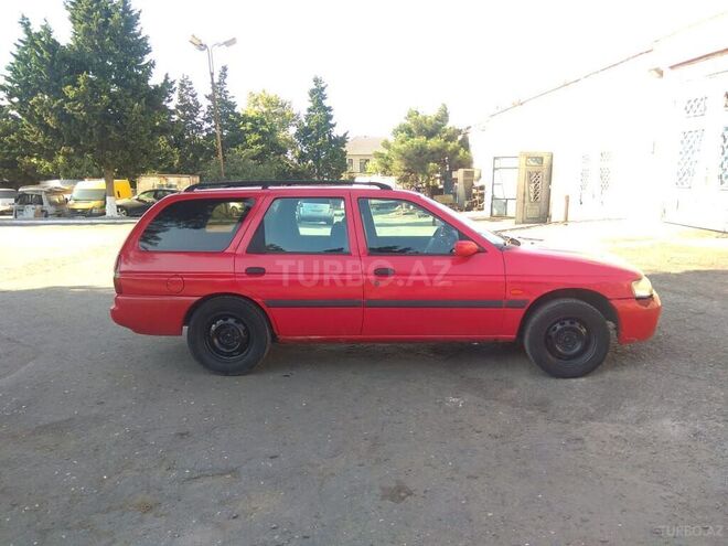 Ford Escort 1998, 180,000 km - 1.7 l - Bakı