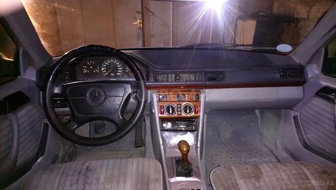 Mercedes E 280 1992, 550,000 km - 2.8 l - Bakı