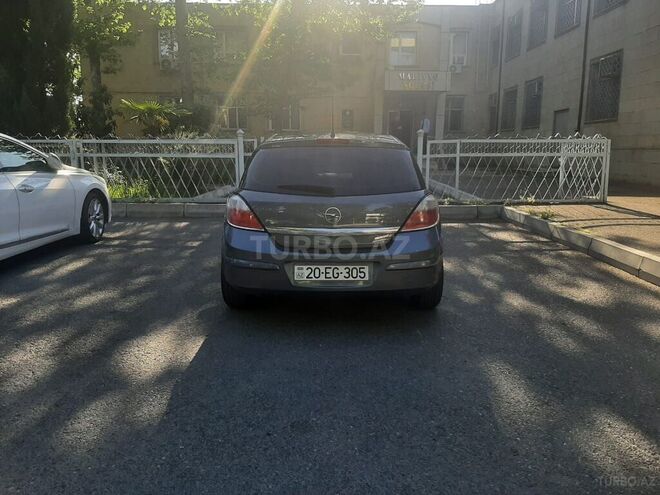 Opel Astra 2006, 197,000 km - 1.4 л - Mingəçevir