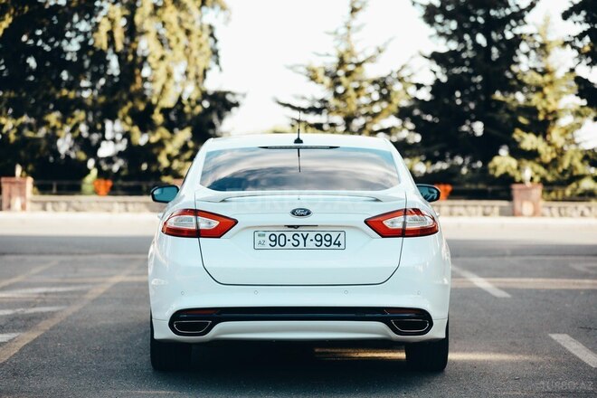 Ford Fusion 2013, 220,000 km - 1.5 l - Qax