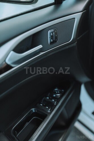 Ford Fusion 2013, 220,000 km - 1.5 l - Qax