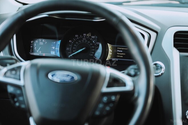 Ford Fusion 2013, 220,000 km - 1.5 l - Qax