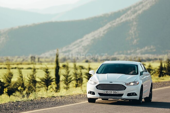 Ford Fusion 2013, 220,000 km - 1.5 l - Qax
