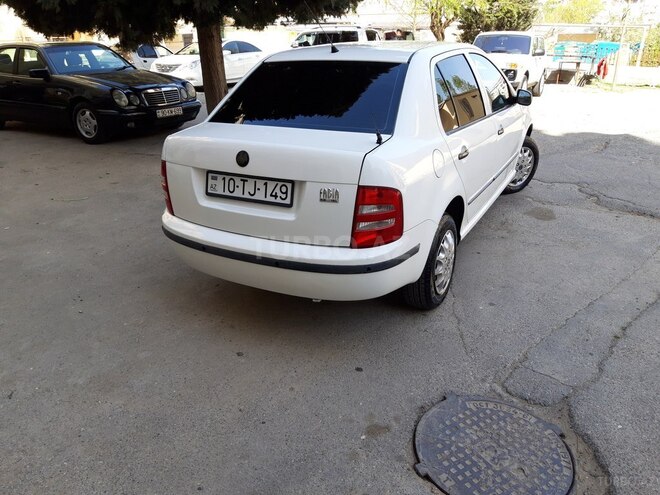 Skoda Fabia 2003, 198,000 km - 1.4 л - Bakı